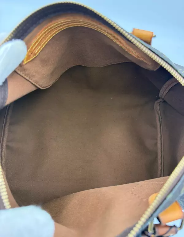 LOUIS VUITTON Speedy 30 Monogram Handbag thumbnail 9